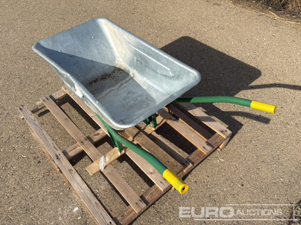 Construction WheelBarrow - Matériel de chantier: photos 4 Construction WheelBarrow - Matériel de chantier: photos 4