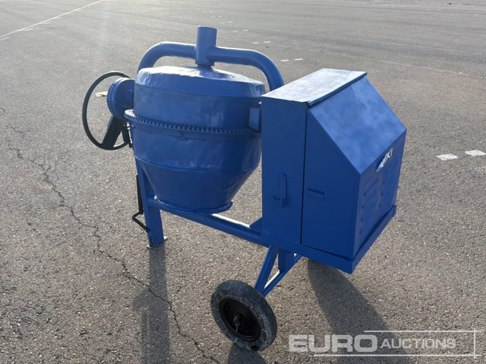 Iseki Concrete Mixer - Bétonnière: photos 4 Iseki Concrete Mixer - Bétonnière: photos 4