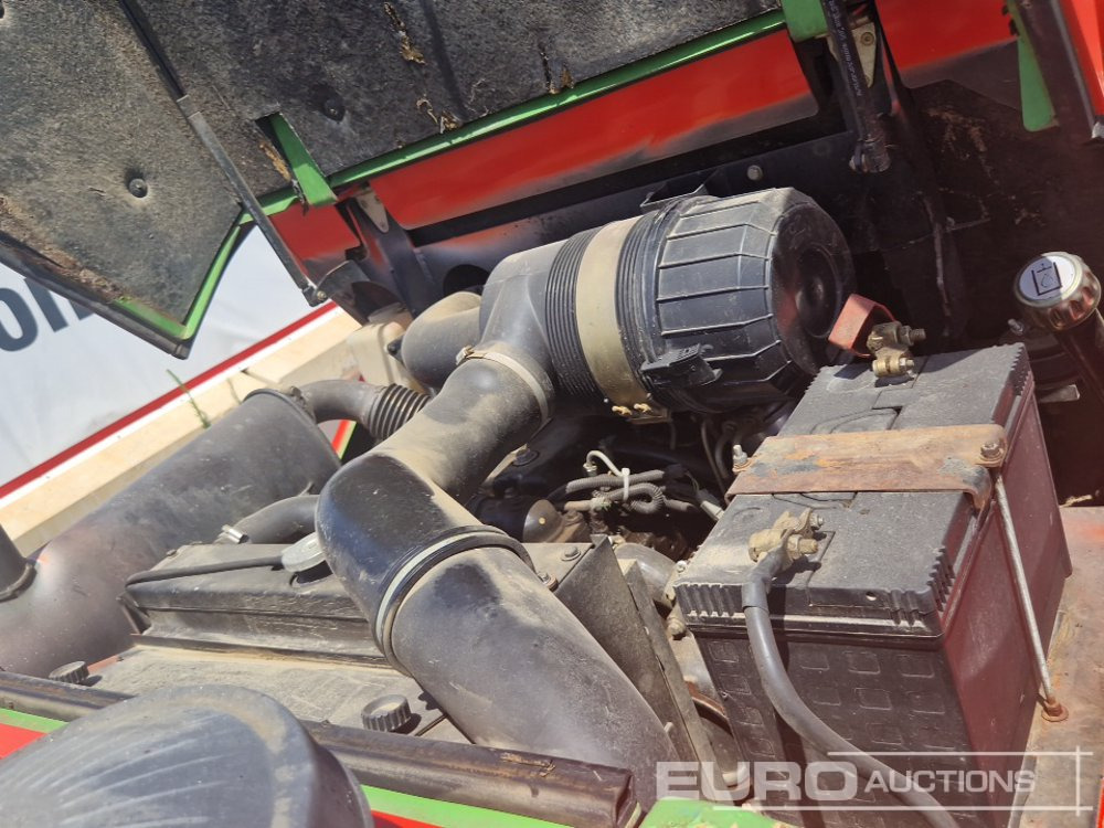 Chariot tout terrain Manitou M26-4: photos 26