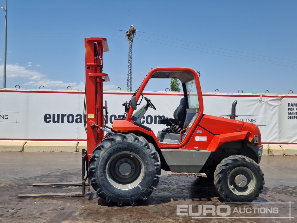 Manitou M26-4 - Chariot tout terrain: photos 2 Manitou M26-4 - Chariot tout terrain: photos 2