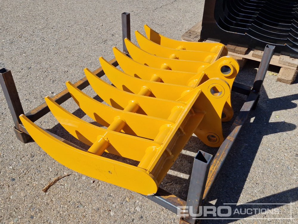 Unused 2025 Captok 44" Dense-Teeth Rake to suit CAT 3-5 Ton Excavator / Rastrillo para Excavadora CAT 3-5 Toneladas - Godet: photos 1 Unused 2025 Captok 44" Dense-Teeth Rake to suit CAT 3-5 Ton Excavator / Rastrillo para Excavadora CAT 3-5 Toneladas - Godet: photos 1