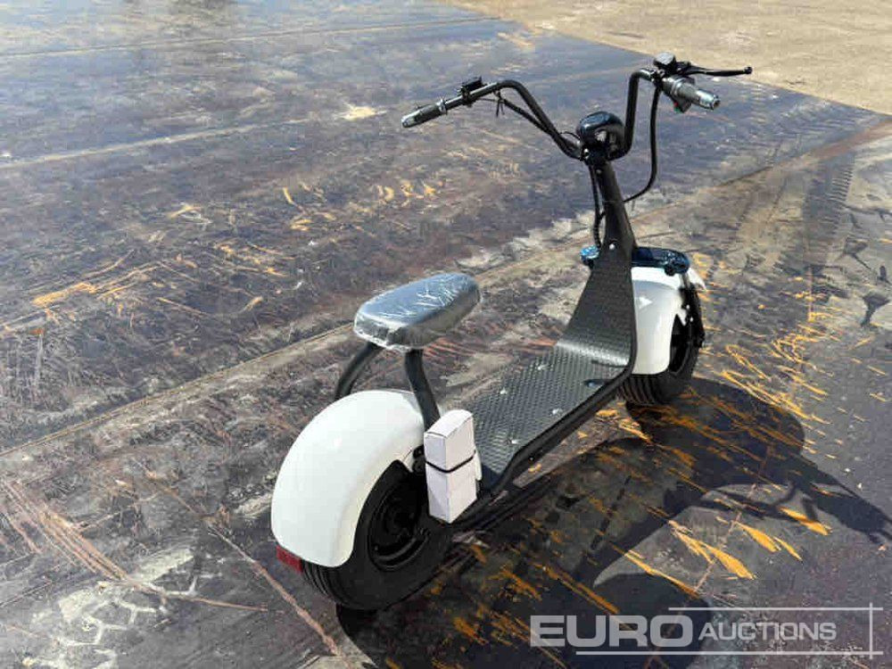 Unused City coco Electric Scooter Max Speed 40km/h, Autonomy 45km / Scooter Eléctrico - Motocyclette: photos 5 Unused City coco Electric Scooter Max Speed 40km/h, Autonomy 45km / Scooter Eléctrico - Motocyclette: photos 5