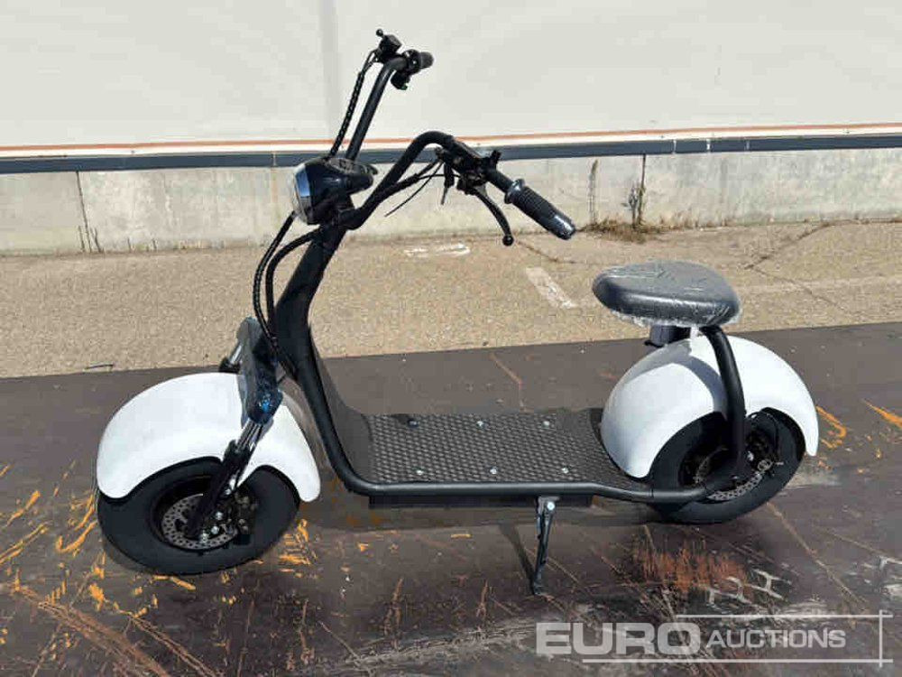 Unused City coco Electric Scooter Max Speed 40km/h, Autonomy 45km / Scooter Eléctrico - Motocyclette: photos 2 Unused City coco Electric Scooter Max Speed 40km/h, Autonomy 45km / Scooter Eléctrico - Motocyclette: photos 2