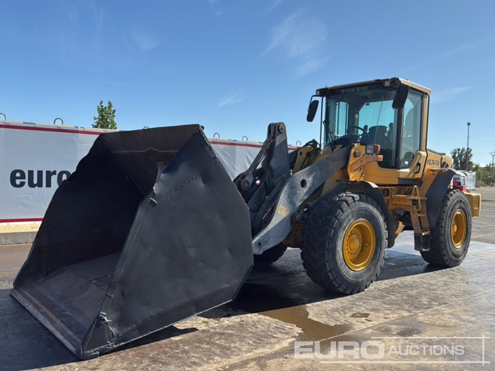 Volvo L90F - Chargeuse sur pneus: photos 1 Volvo L90F - Chargeuse sur pneus: photos 1