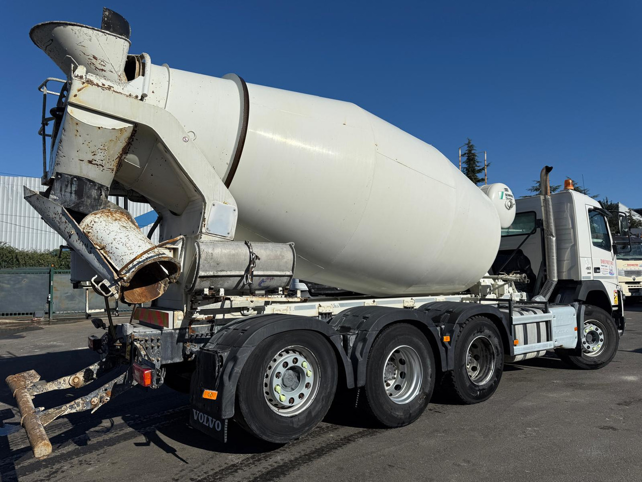 Camion béton Volvo FMX 410 EQ-084-HP - Camion malaxeur: photos 5 Camion béton Volvo FMX 410 EQ-084-HP - Camion malaxeur: photos 5