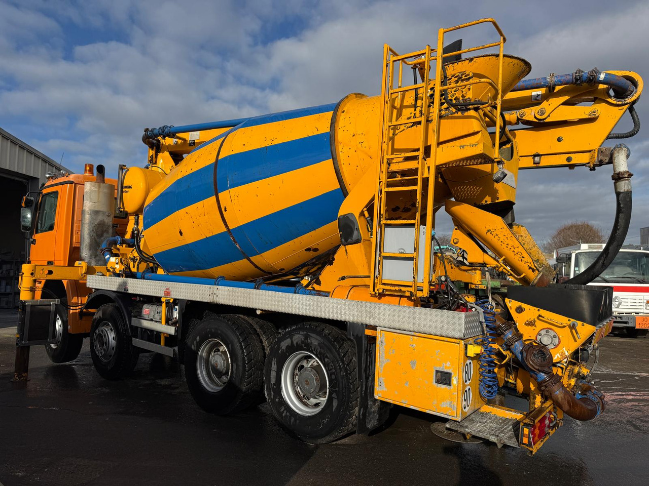 Camion pumi Mercedes Benz Actros 3241 BA-654-EE - Camion pompe: photos 5 Camion pumi Mercedes Benz Actros 3241 BA-654-EE - Camion pompe: photos 5