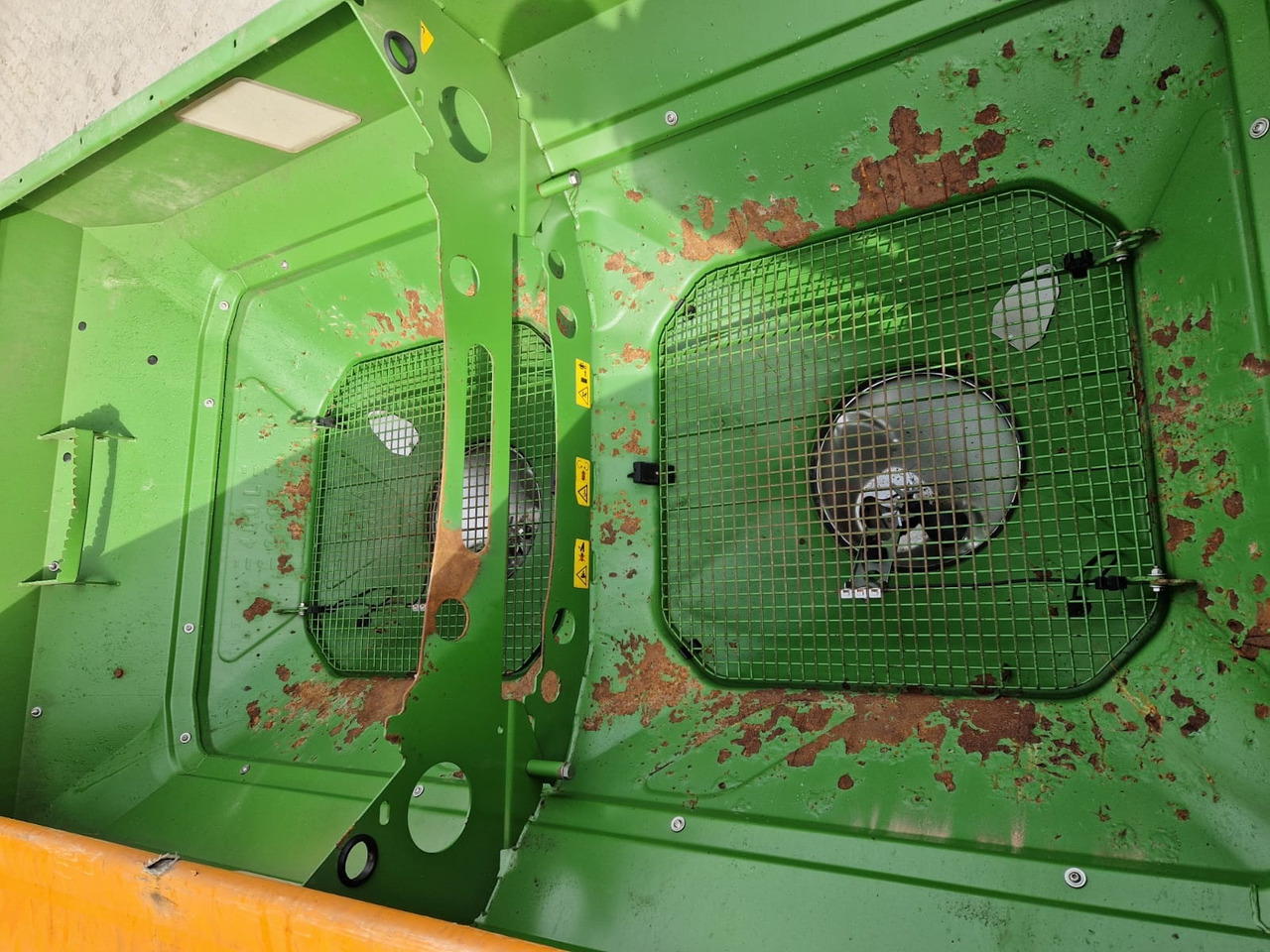 Amazone ZA-TS 2700 Profis Hydro - Distributeur d'engrais: photos 2 Amazone ZA-TS 2700 Profis Hydro - Distributeur d'engrais: photos 2