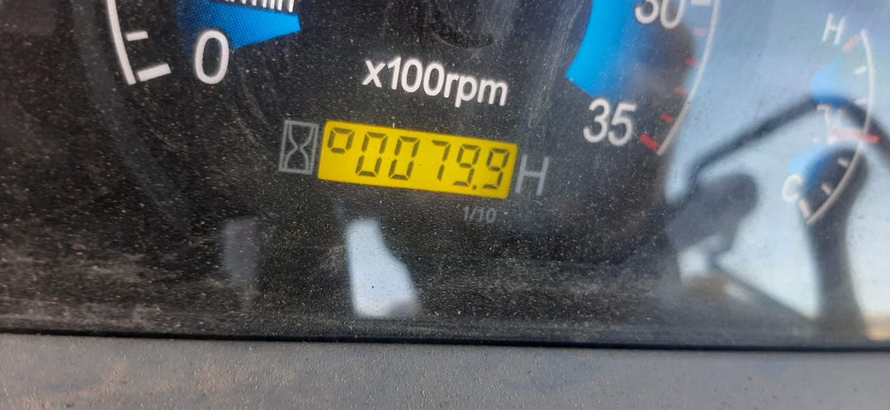 Branson 6225C - Tracteur agricole: photos 3 Branson 6225C - Tracteur agricole: photos 3