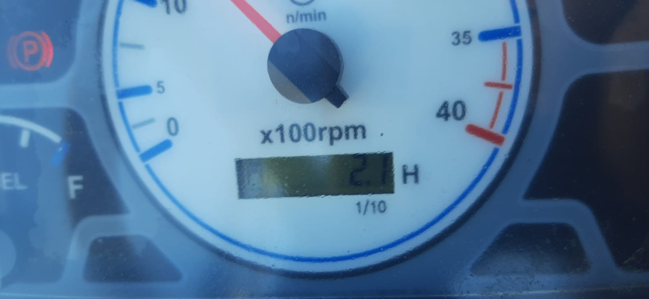 Branson Branson 2505H - Tracteur agricole: photos 2 Branson Branson 2505H - Tracteur agricole: photos 2