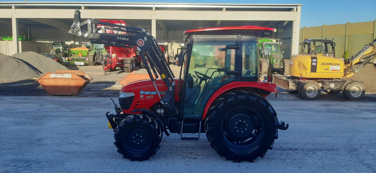 Branson Branson 6225C - Tracteur agricole: photos 1 Branson Branson 6225C - Tracteur agricole: photos 1