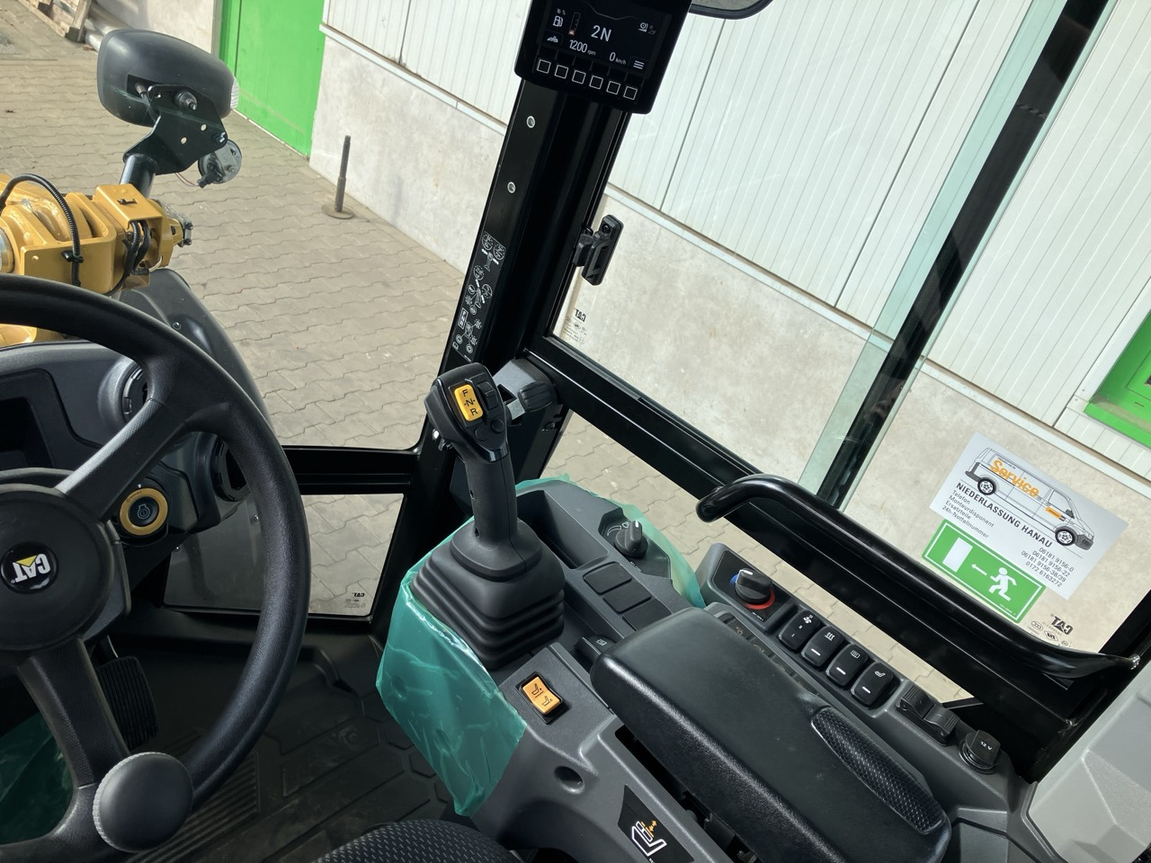 Caterpillar 908 HL - Chargeuse sur pneus: photos 3 Caterpillar 908 HL - Chargeuse sur pneus: photos 3