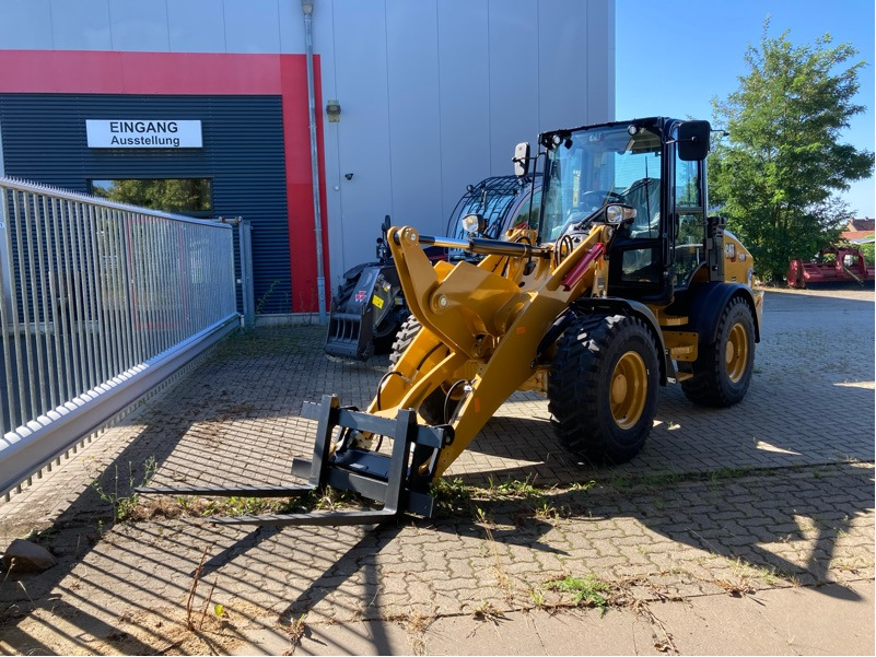 Caterpillar 908 HL - Chargeuse sur pneus: photos 2 Caterpillar 908 HL - Chargeuse sur pneus: photos 2