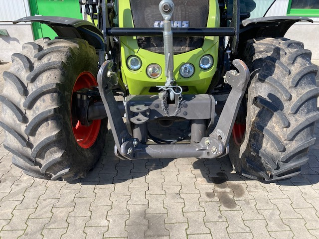 Tracteur agricole Claas Axos 310: photos 9