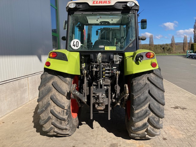 Tracteur agricole Claas Axos 310: photos 10
