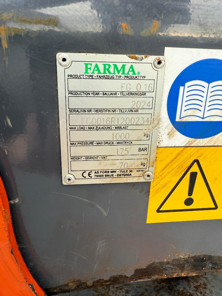 Farma Rückeanhänger mit Kran - Remorque forestière: photos 2 Farma Rückeanhänger mit Kran - Remorque forestière: photos 2