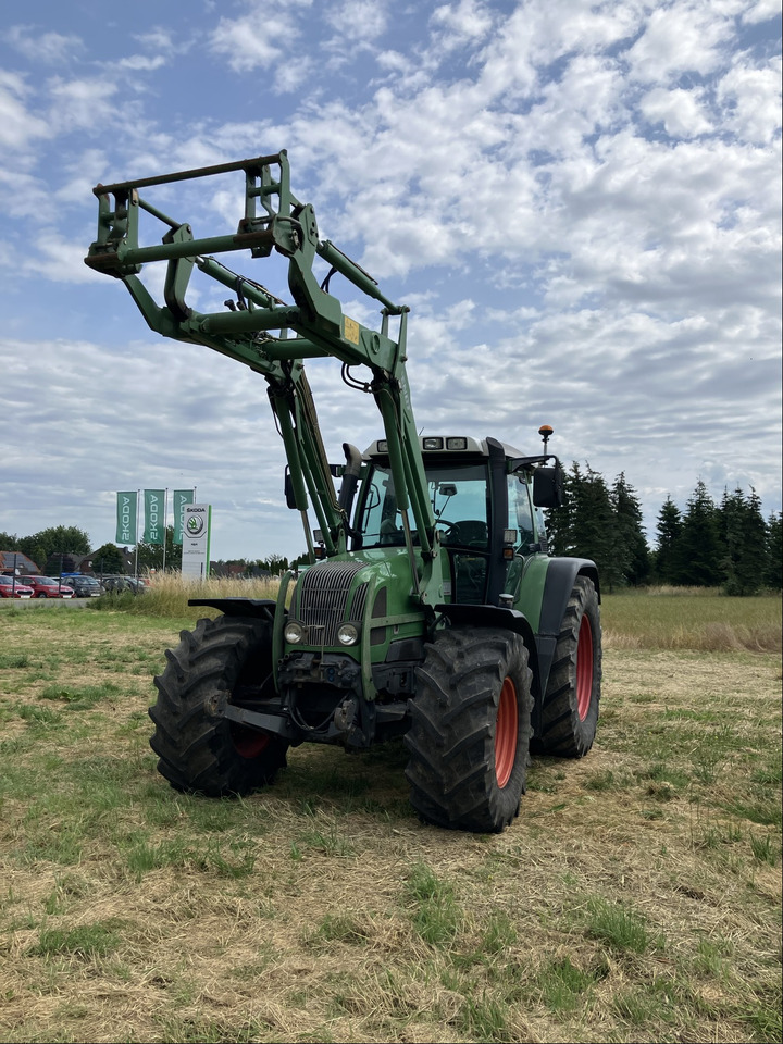 Fendt 712 COM1 - Tracteur agricole: photos 1 Fendt 712 COM1 - Tracteur agricole: photos 1