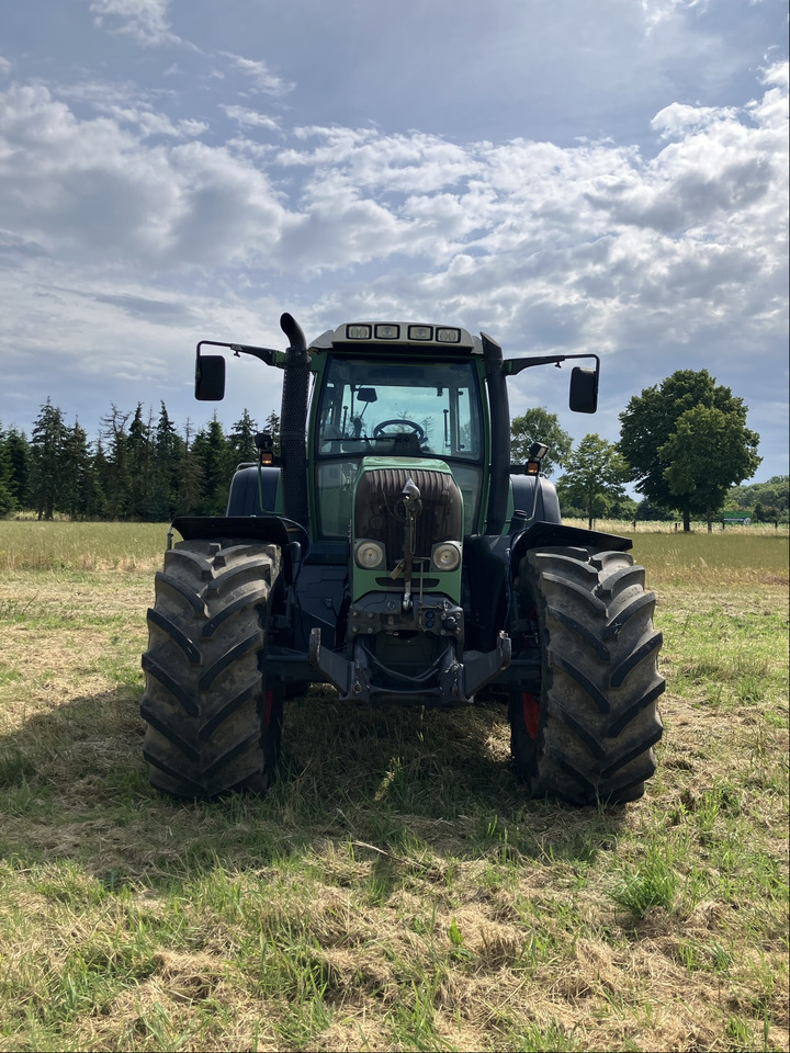 Tracteur agricole Fendt 718 Com3 Vario TMS: photos 9 Tracteur agricole Fendt 718 Com3 Vario TMS: photos 9