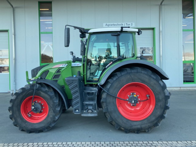 Fendt 720 Vario S4 Profi Plus - Tracteur agricole: photos 1 Fendt 720 Vario S4 Profi Plus - Tracteur agricole: photos 1