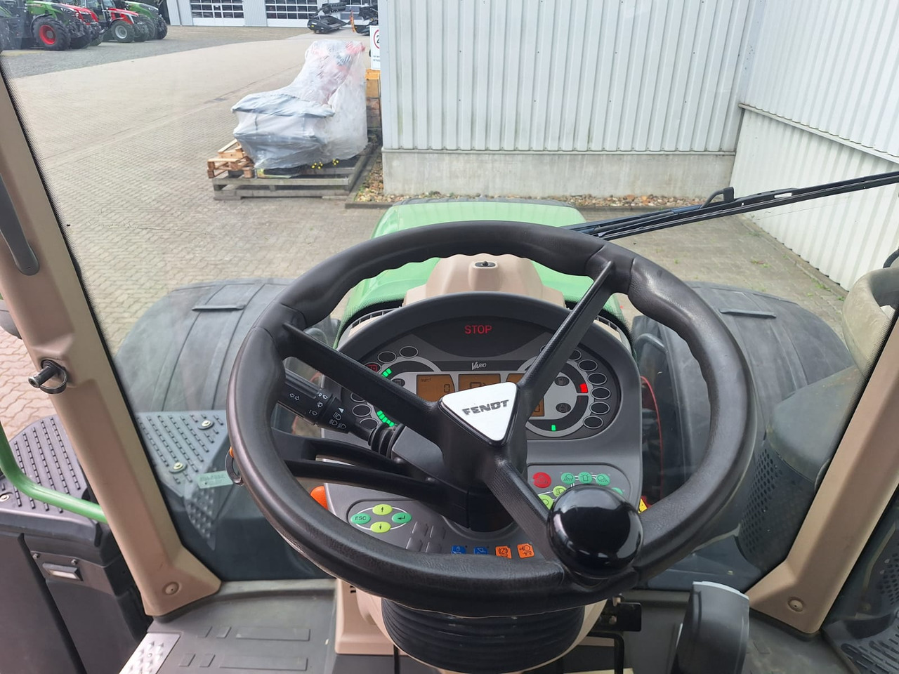 Fendt 720 Vario SCR Profi - Tracteur agricole: photos 3 Fendt 720 Vario SCR Profi - Tracteur agricole: photos 3