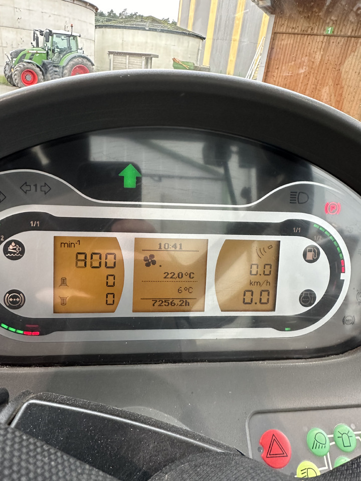 Fendt 724 Vario S4 ProfiPlus - Tracteur agricole: photos 2 Fendt 724 Vario S4 ProfiPlus - Tracteur agricole: photos 2