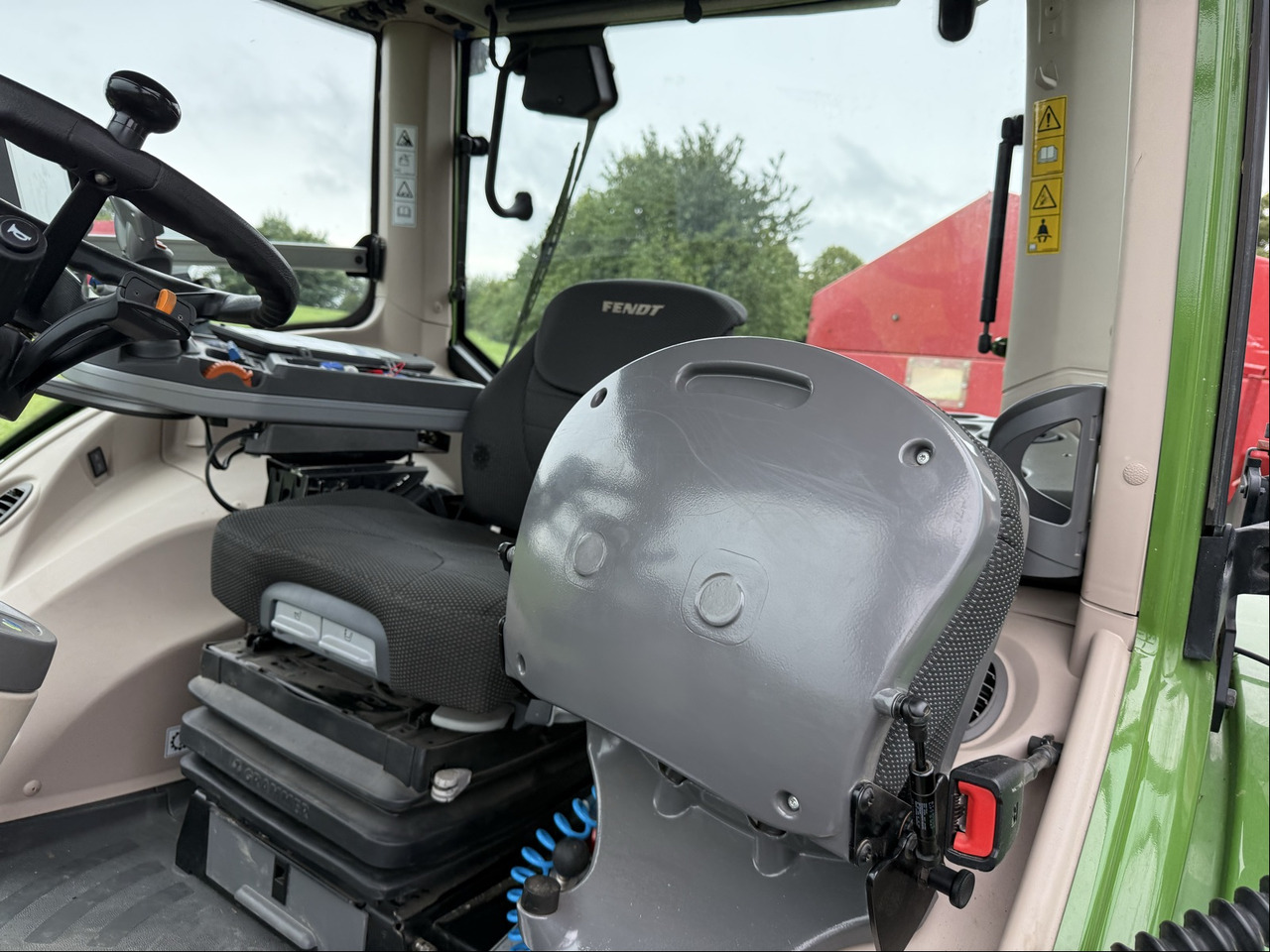 Fendt 828 Vario S4 Profi Plus Nr.8 - Tracteur agricole: photos 3 Fendt 828 Vario S4 Profi Plus Nr.8 - Tracteur agricole: photos 3