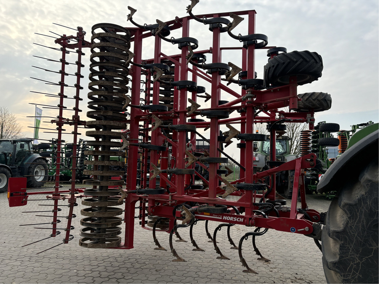 Horsch Finer 7 SL - Bineuse: photos 1 Horsch Finer 7 SL - Bineuse: photos 1