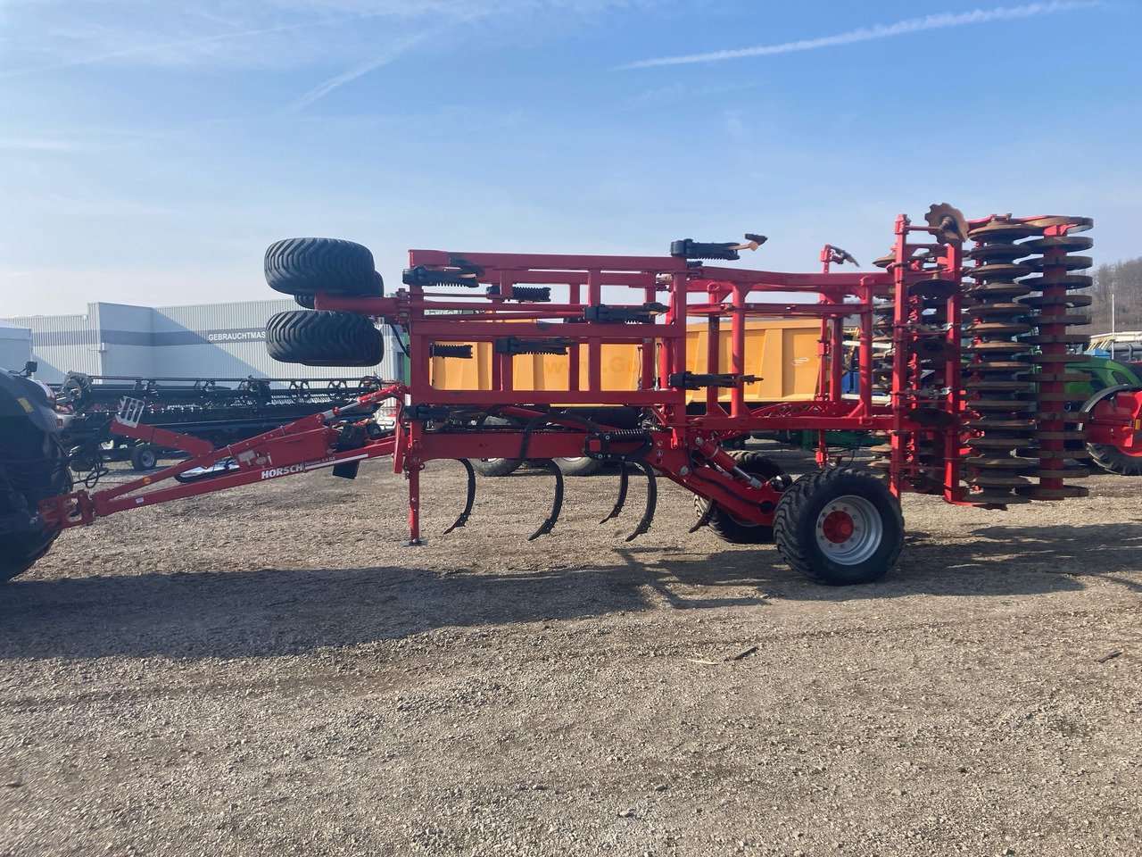 Horsch Terrano 5.4 GX - Bineuse: photos 1 Horsch Terrano 5.4 GX - Bineuse: photos 1