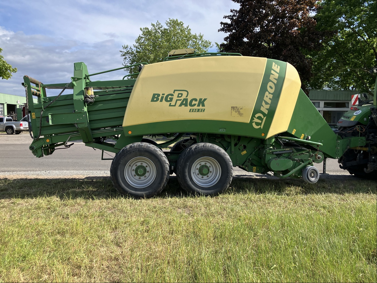 Krone Big Pack 890 XC - Presse à balles cubiques: photos 3 Krone Big Pack 890 XC - Presse à balles cubiques: photos 3