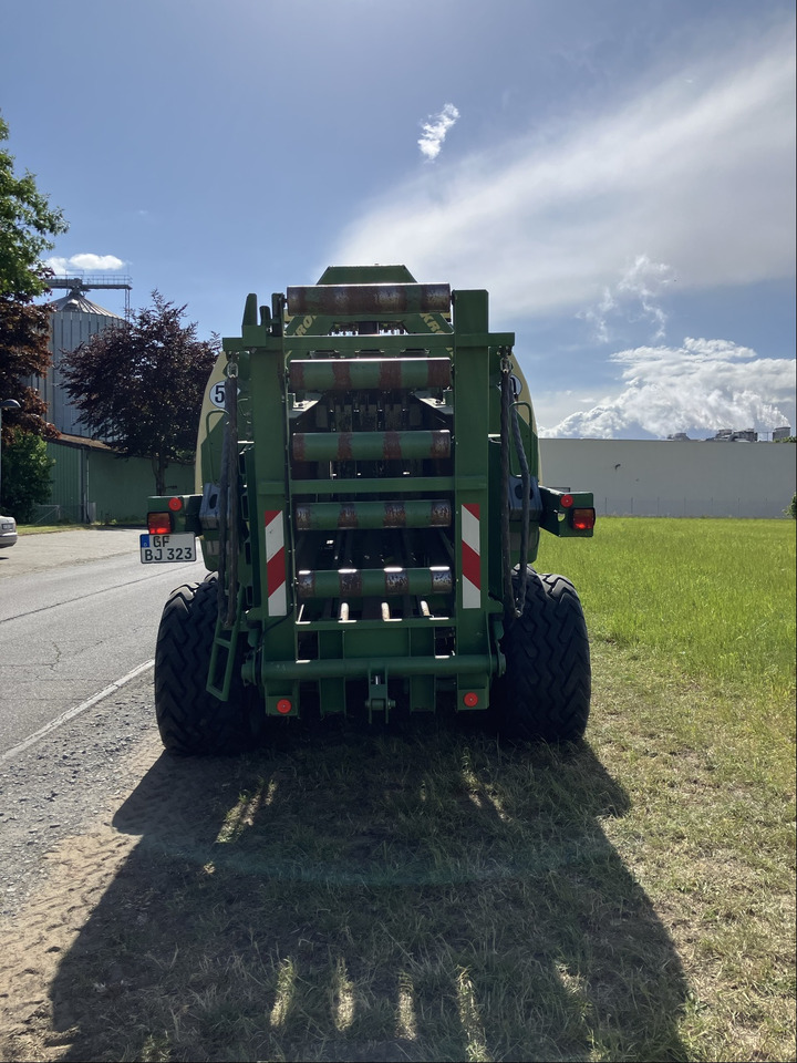 Krone Big Pack 890 XC - Presse à balles cubiques: photos 4 Krone Big Pack 890 XC - Presse à balles cubiques: photos 4