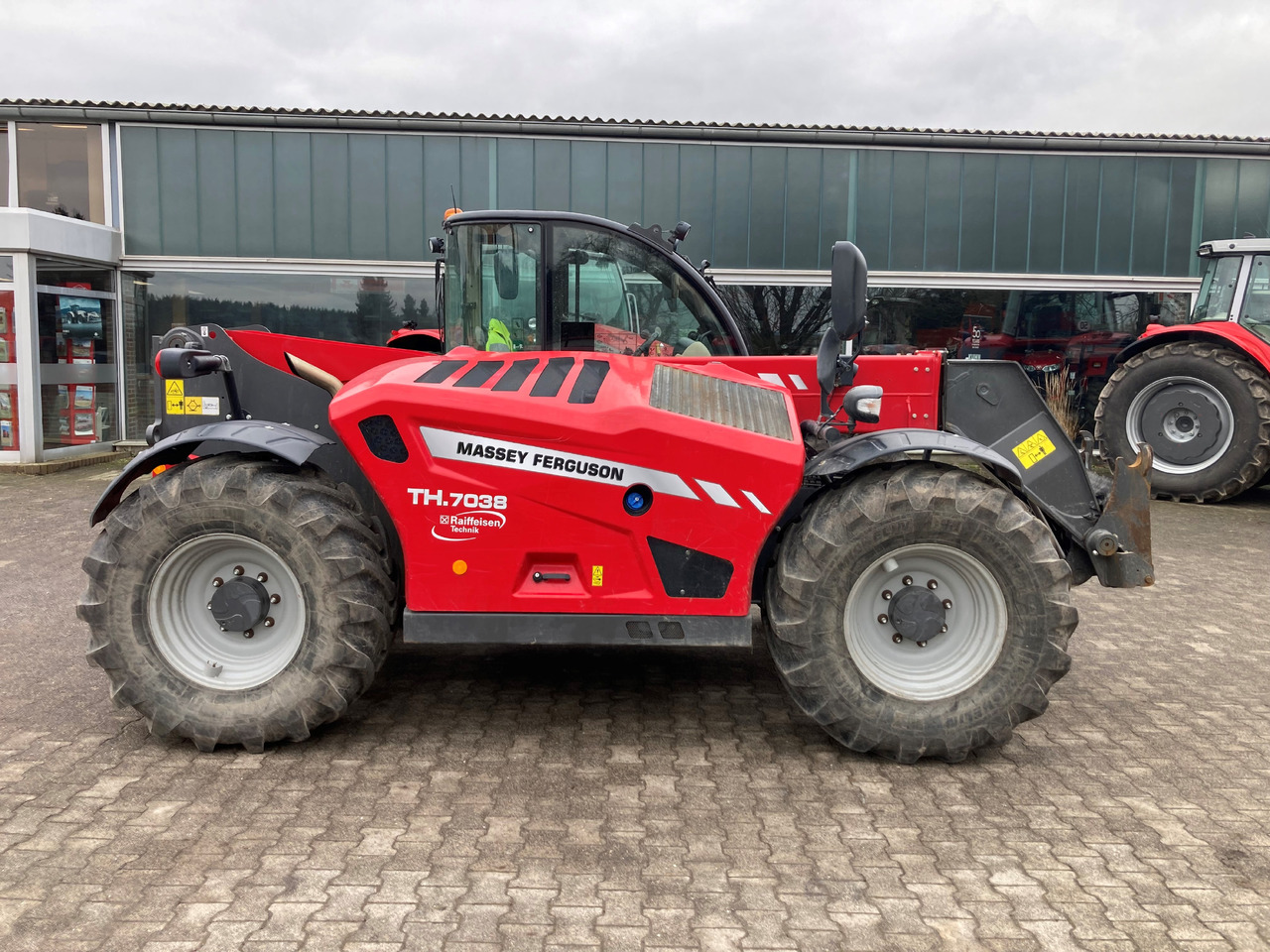 Chariot télescopique Massey Ferguson Telekoplader TH 7038: photos 7