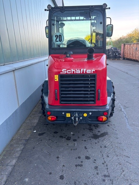 Schäffer Radlader 4670T-2 mit Kabine - Chargeuse sur pneus: photos 2 Schäffer Radlader 4670T-2 mit Kabine - Chargeuse sur pneus: photos 2