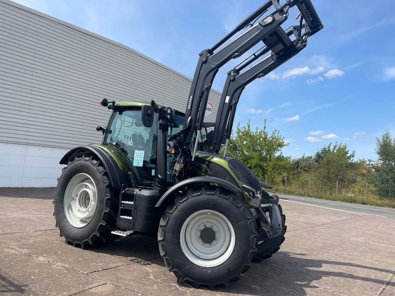 Valtra N155 EA 2B1 - Tracteur agricole: photos 5 Valtra N155 EA 2B1 - Tracteur agricole: photos 5