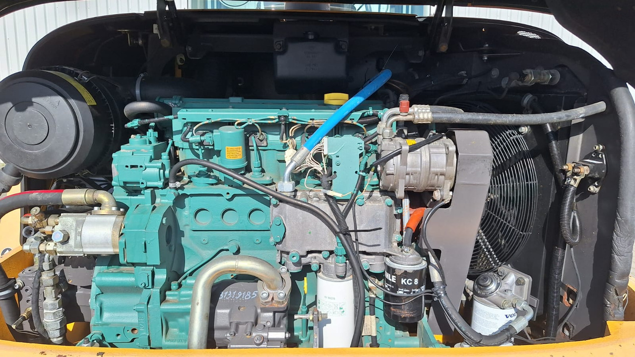 Volvo Radlader L 40 B TP - Chargeuse: photos 2 Volvo Radlader L 40 B TP - Chargeuse: photos 2