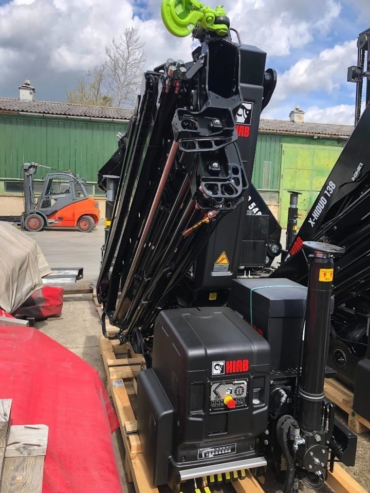 Hiab X-HiDuo 228 E-4 - Grue auxiliaire pour Camion: photos 4 Hiab X-HiDuo 228 E-4 - Grue auxiliaire pour Camion: photos 4