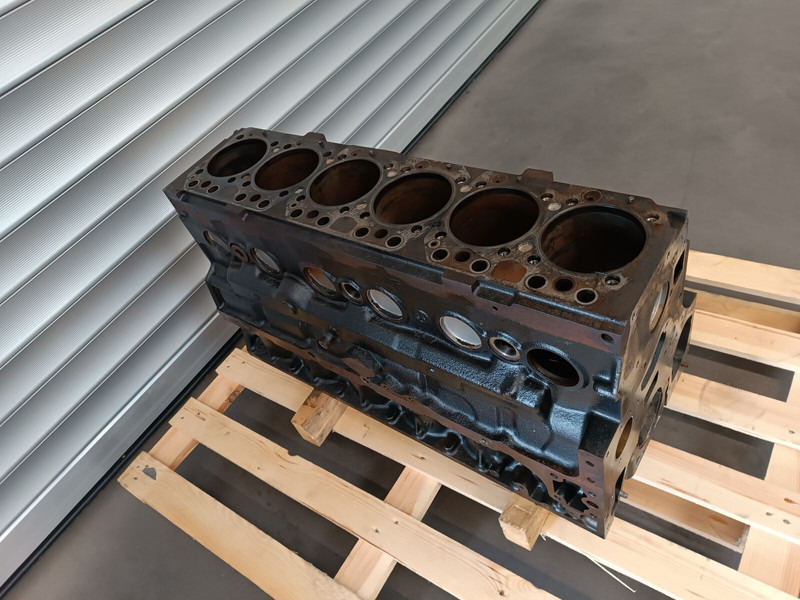 MAN TGL TGM - Bloc-cylindres pour Camion: photos 3 MAN TGL TGM - Bloc-cylindres pour Camion: photos 3