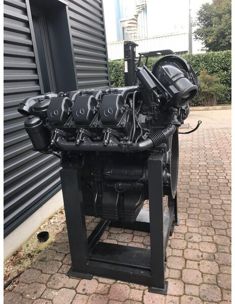 Mercedes-Benz OM 501 - Moteur pour Camion: photos 5 Mercedes-Benz OM 501 - Moteur pour Camion: photos 5