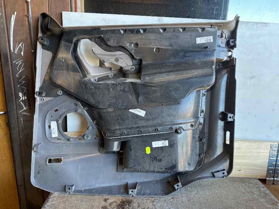 DAF DOOR PANEL 2108985 - Cabine et intérieur pour Camion: photos 2 DAF DOOR PANEL 2108985 - Cabine et intérieur pour Camion: photos 2