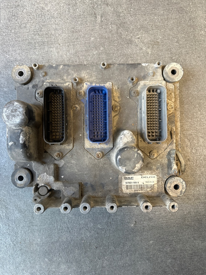 DAF ENGINE ECU 1679021 - Système électrique pour Camion: photos 1 DAF ENGINE ECU 1679021 - Système électrique pour Camion: photos 1