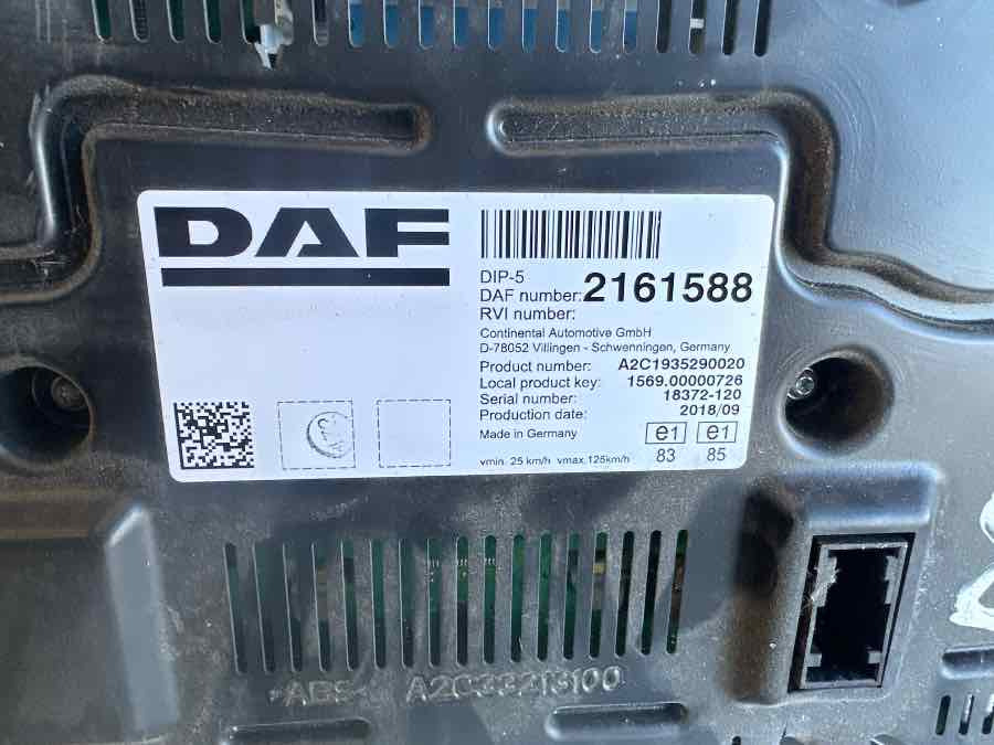 DAF INSTRUMENT PANEL 2161588 - Cabine et intérieur pour Camion: photos 4 DAF INSTRUMENT PANEL 2161588 - Cabine et intérieur pour Camion: photos 4