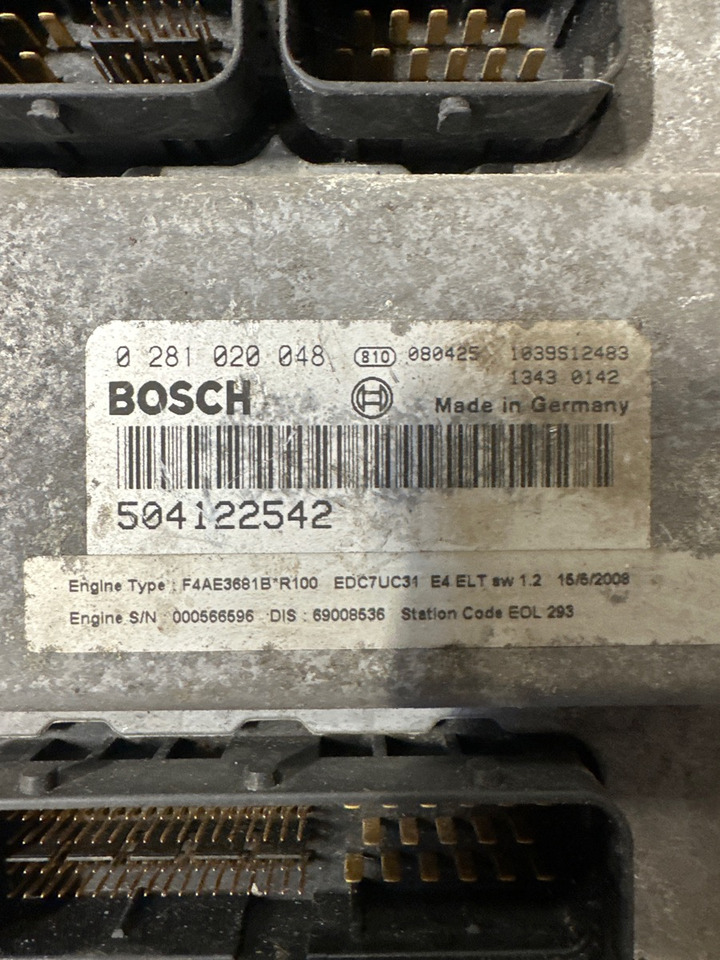 IVECO ECU 504122542 - Système électrique pour Camion: photos 3 IVECO ECU 504122542 - Système électrique pour Camion: photos 3