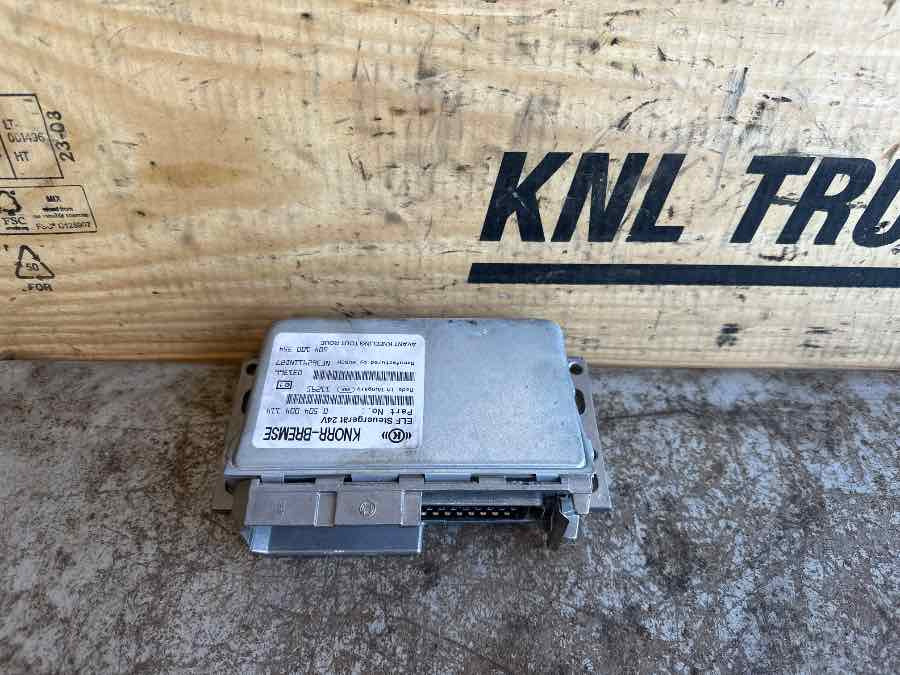 IVECO ECU BUS 504100354 - Bloc de gestion pour Bus: photos 2 IVECO ECU BUS 504100354 - Bloc de gestion pour Bus: photos 2