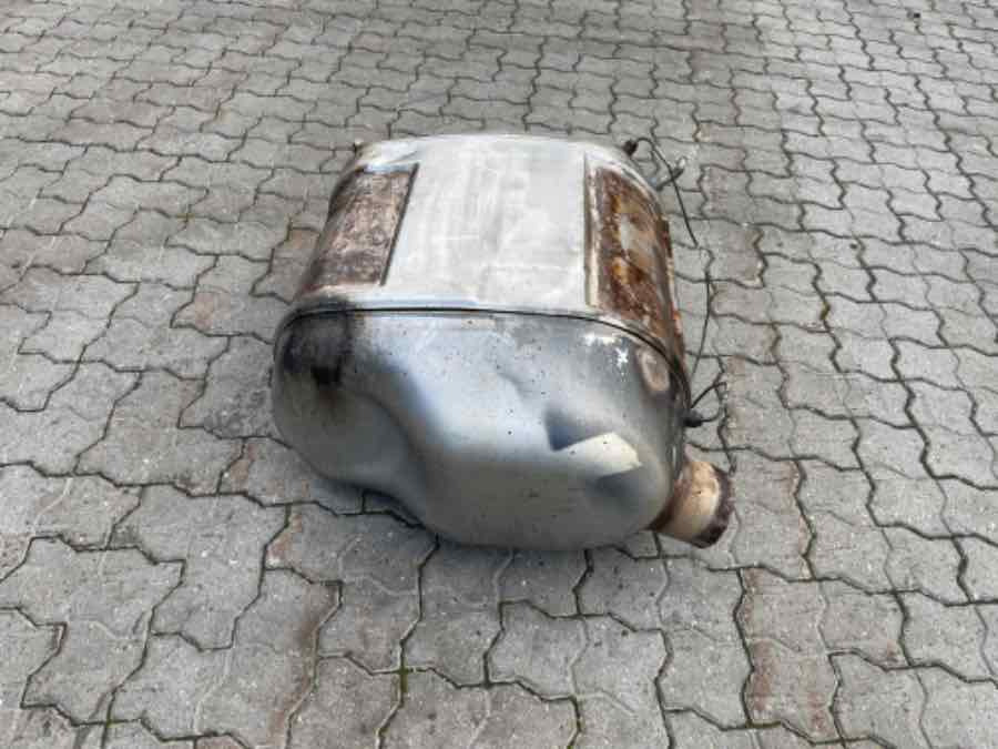 IVECO EXHAUST 41299188 - Système d'échappement pour Camion: photos 1 IVECO EXHAUST 41299188 - Système d'échappement pour Camion: photos 1