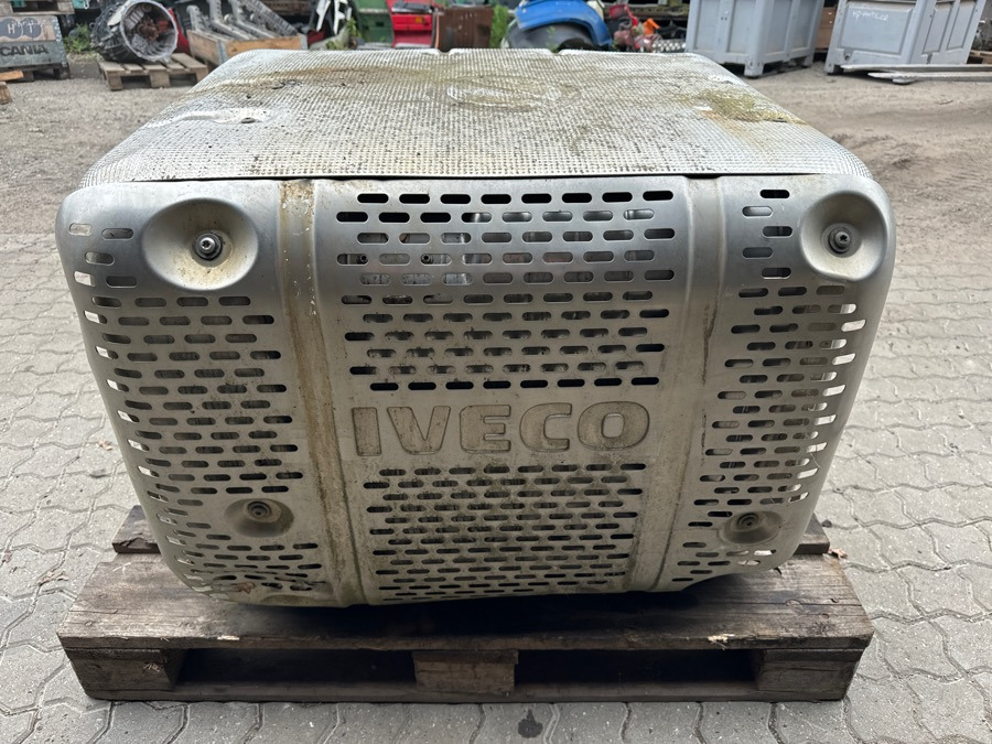 IVECO EXHAUST 5801429216 - Catalyseur pour Camion: photos 3 IVECO EXHAUST 5801429216 - Catalyseur pour Camion: photos 3