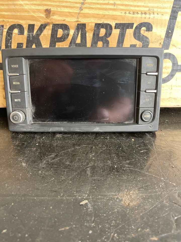 IVECO RADIO 5801677506 - Cabine et intérieur pour Camion: photos 1 IVECO RADIO 5801677506 - Cabine et intérieur pour Camion: photos 1