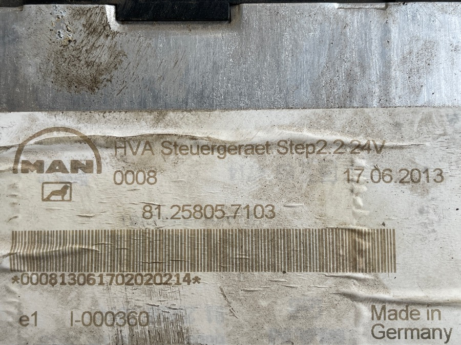 MAN ECU 81.25805-7103 - Système électrique pour Camion: photos 2 MAN ECU 81.25805-7103 - Système électrique pour Camion: photos 2