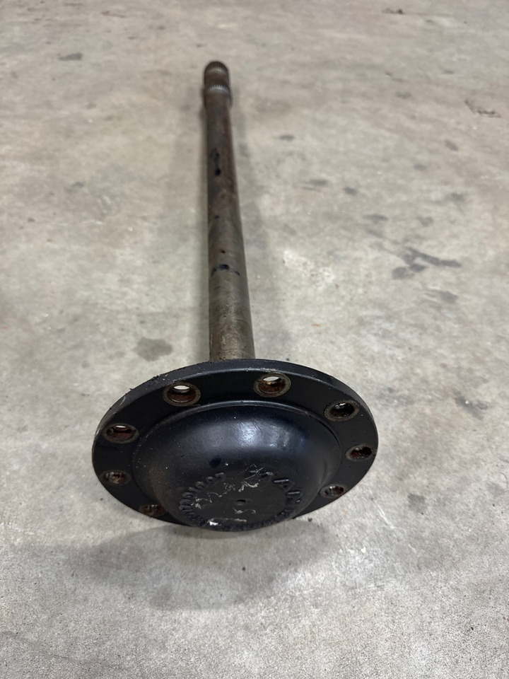 MAN HALF SHAFT 81.35502-0179 - Essieu et pièces pour Camion: photos 2 MAN HALF SHAFT 81.35502-0179 - Essieu et pièces pour Camion: photos 2