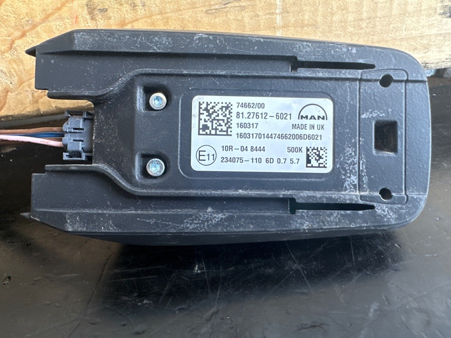 MAN RADAR / CAMERA 81.27612-6021 - Système électrique pour Camion: photos 1 MAN RADAR / CAMERA 81.27612-6021 - Système électrique pour Camion: photos 1