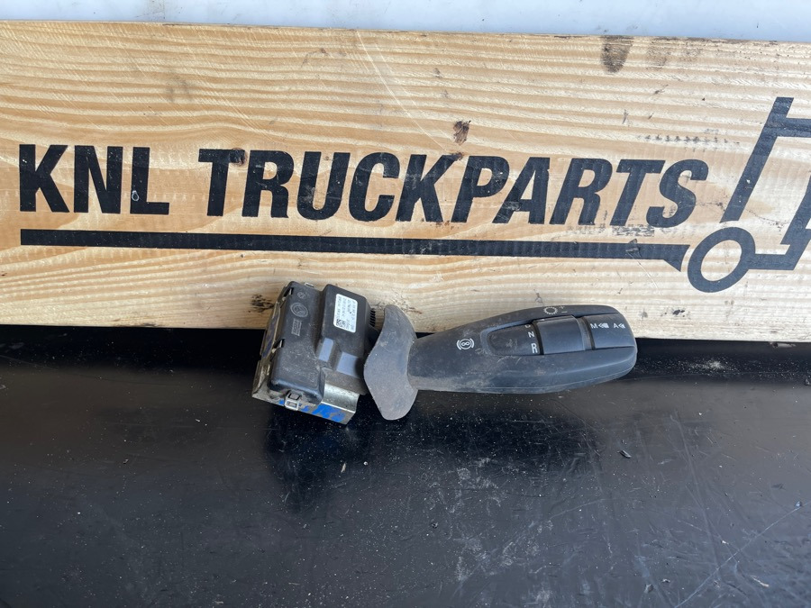 MERCEDES GEAR LEVER A0095452124 - Cabine et intérieur pour Camion: photos 1 MERCEDES GEAR LEVER A0095452124 - Cabine et intérieur pour Camion: photos 1