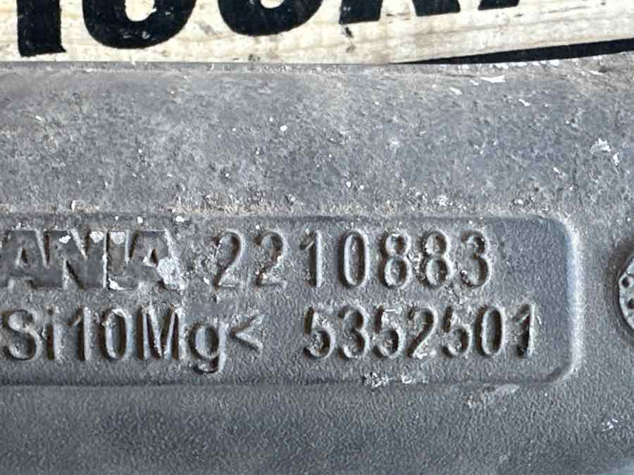 SCANIA AIR PIPE 2210883 - Tuyau d'admission d'air pour Camion: photos 3 SCANIA AIR PIPE 2210883 - Tuyau d'admission d'air pour Camion: photos 3