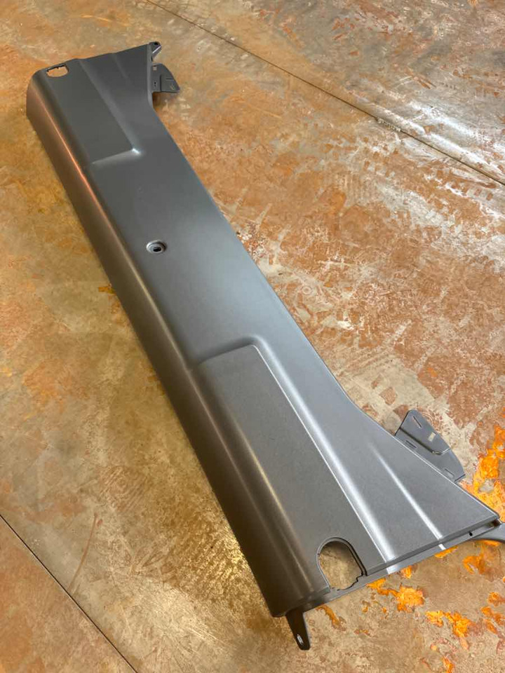 SCANIA BUMPER COVER 2311419 - Carrosserie et extérieur pour Camion: photos 1 SCANIA BUMPER COVER 2311419 - Carrosserie et extérieur pour Camion: photos 1